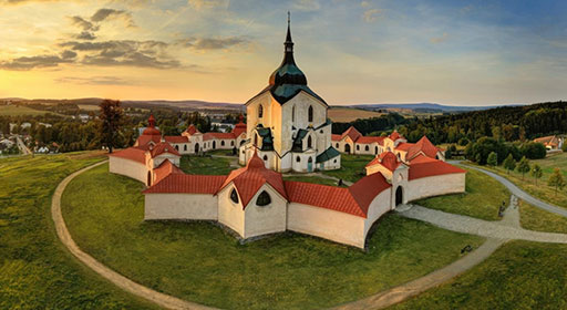 [POZNÁVACÍ] Magická Zelená hora a Zámek Žďár: Dotek historie a UNESCO