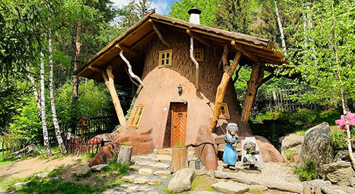 [RODINNÉ] Za trpaslíky a čarodějnicemi: Výlet do Pohádkové vesničky Podlesíčko