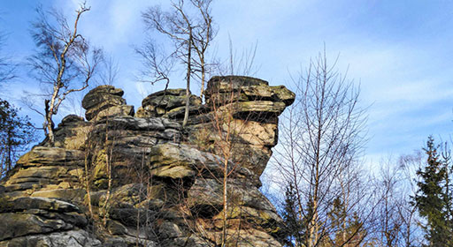 [SPORTOVNÍ] Výšlap na Devět skal a Žákovu horu: Pokřořte střechu Žďárských vrchů
